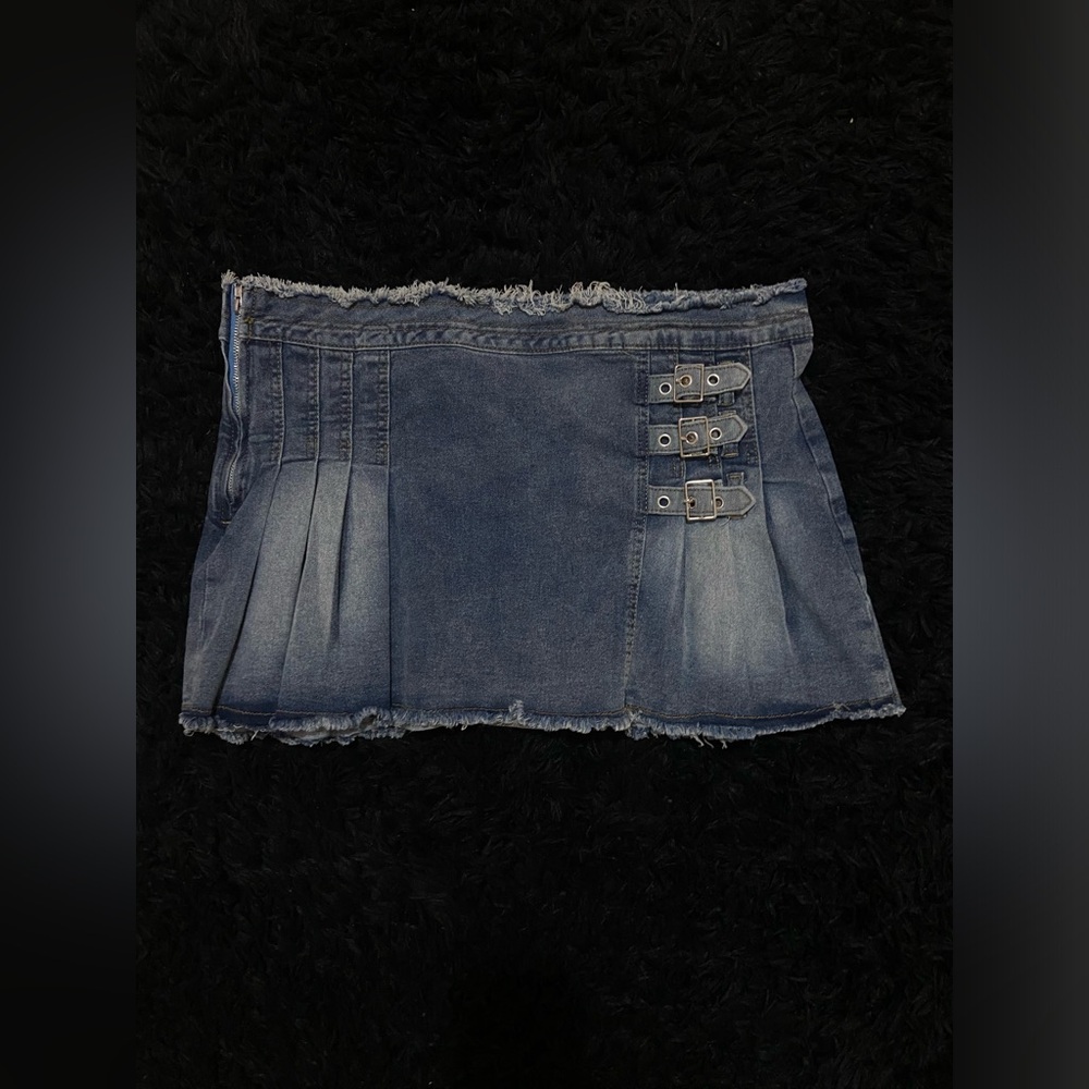 SHEIN mini skirt